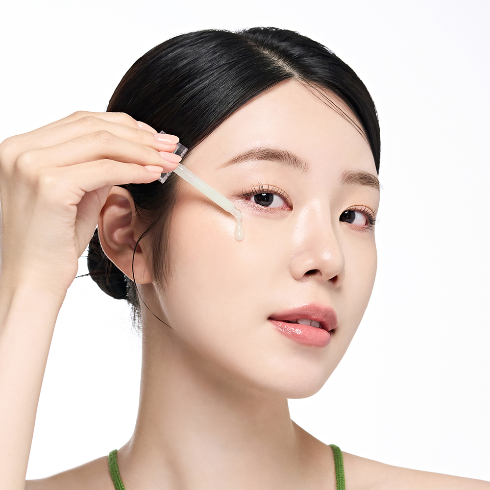 Cicapyrin Calming Ampoule detail view 5 — Dr Melaxin K-Beauty